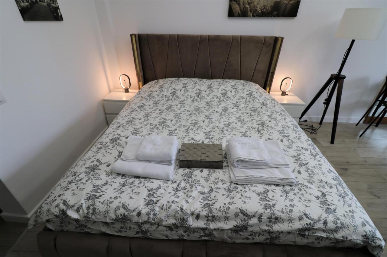 Charming City Center Apartment - Free Minibar Bucureşti Exterior foto